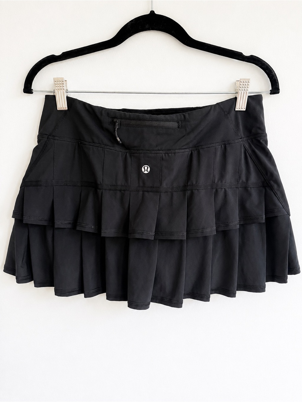 Lululemon Pace Setter Black Ruffle Tennis Skirt Skort Size 6